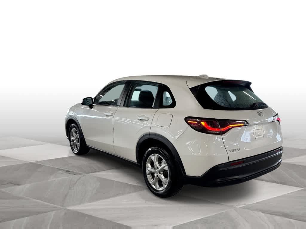 Used 2025 Honda HR-V LX image 6