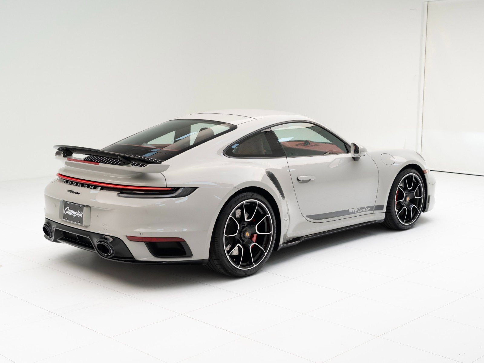 Certified 2021 Porsche 911 Turbo image 9