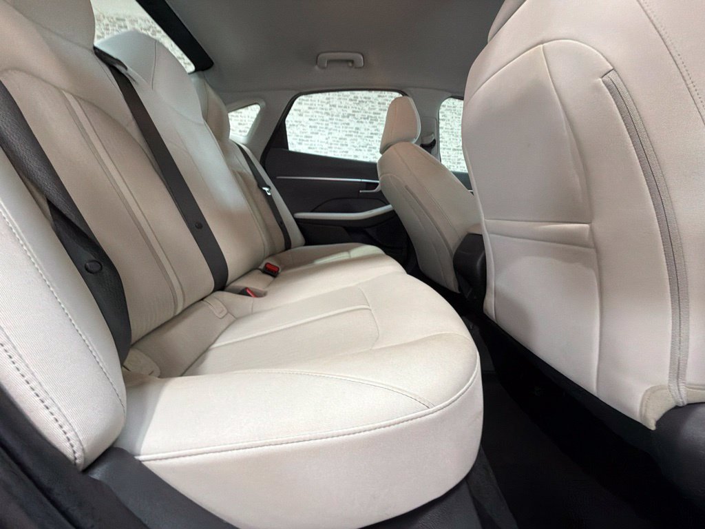 Certified 2025 Hyundai Sonata SE FWD image 12