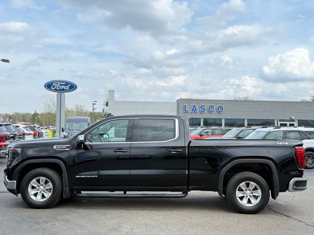 Used 2023 GMC Sierra 1500 SLE w/ Enhanced Capability Package AWD/4WD image 42