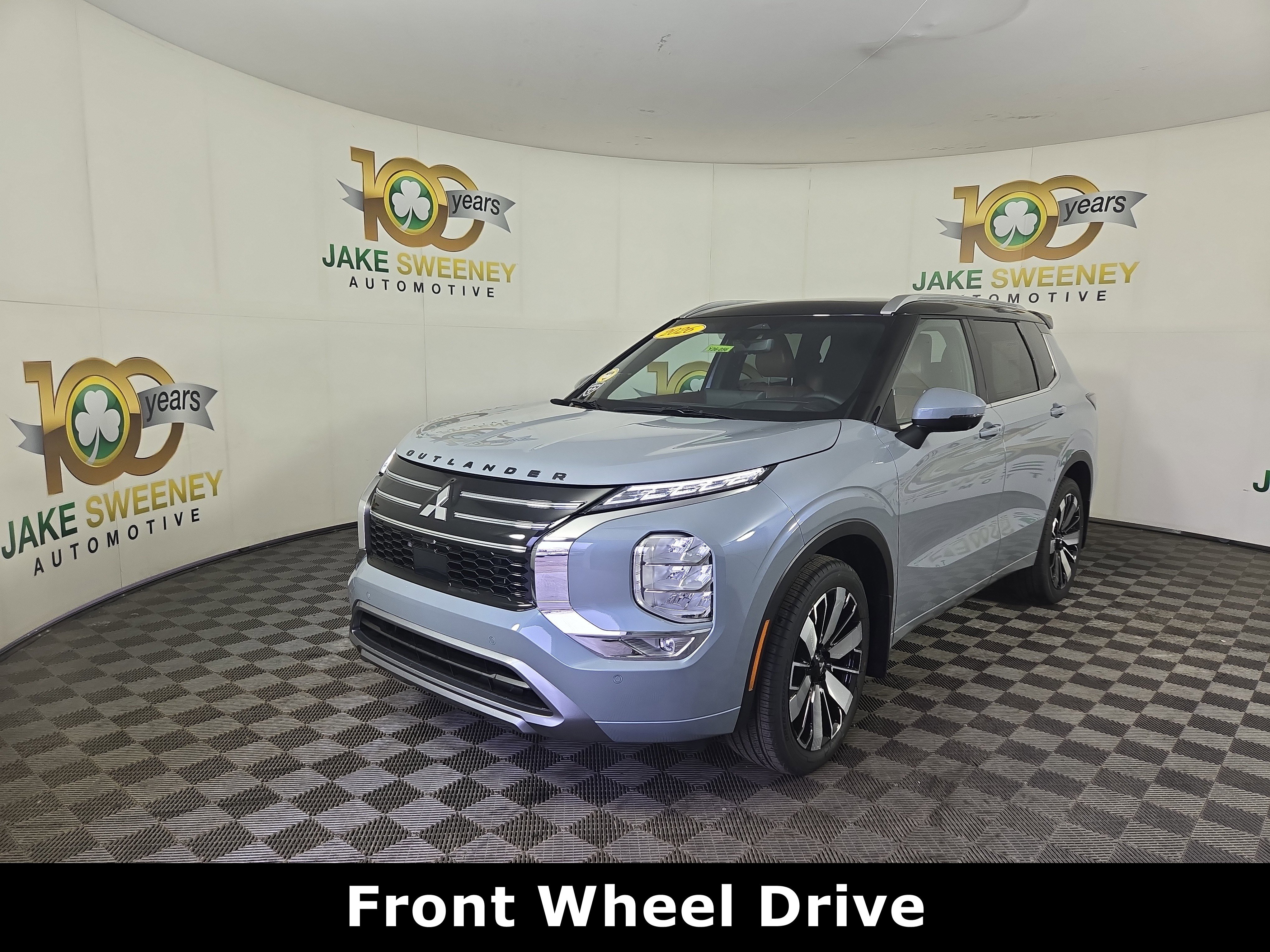 New 2026 Mitsubishi Outlander SEL image 3