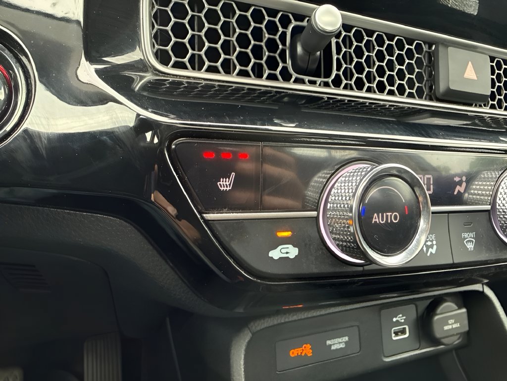Used 2023 Honda Civic EX image 32