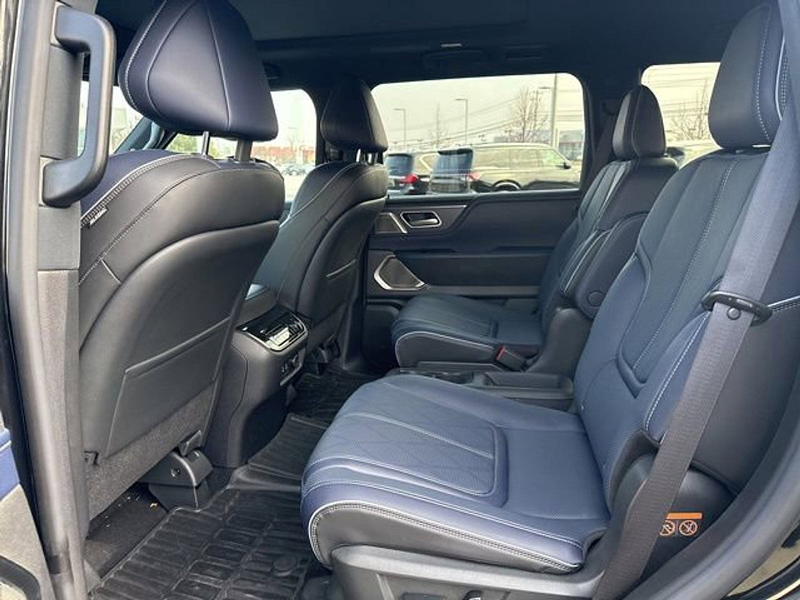 Certified 2026 INFINITI QX80 4WD w/ Sport Exterior Package image 10