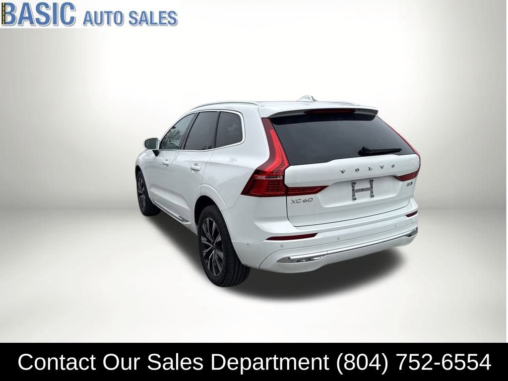 Used 2023 Volvo XC60 B5 Plus image 9