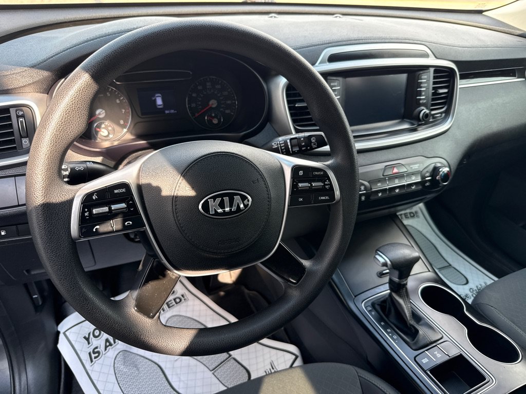 Used 2020 Kia Sorento LX AWD/4WD image 14