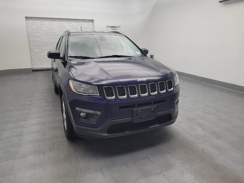 Used 2020 Jeep Compass Latitude w/ Cold Weather Group AWD/4WD image 14