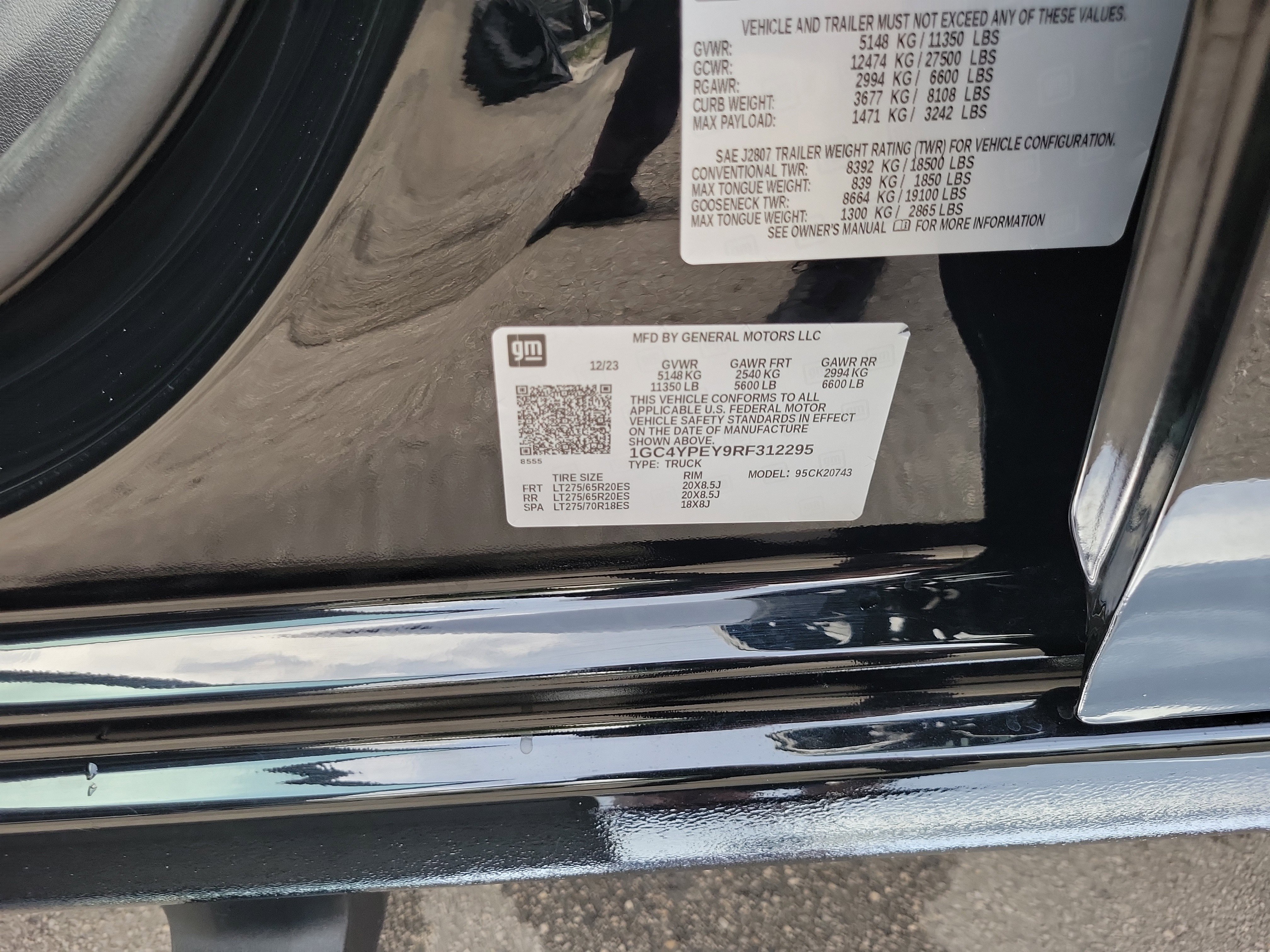 Used 2024 Chevrolet Silverado 2500 LTZ w/ LTZ Plus Package image 29