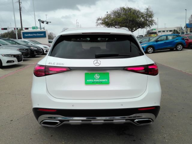 Used 2024 Mercedes-Benz GLC 300 image 9