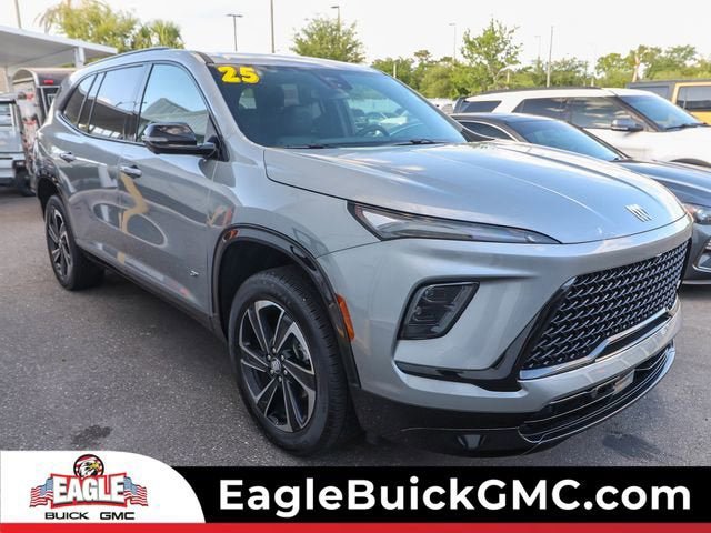 Used 2025 Buick Enclave Sport Touring FWD image 1