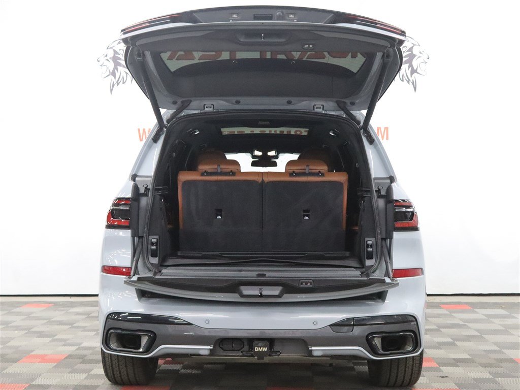 Used 2023 BMW X7 xDrive40i w/ Executive Package AWD/4WD image 7