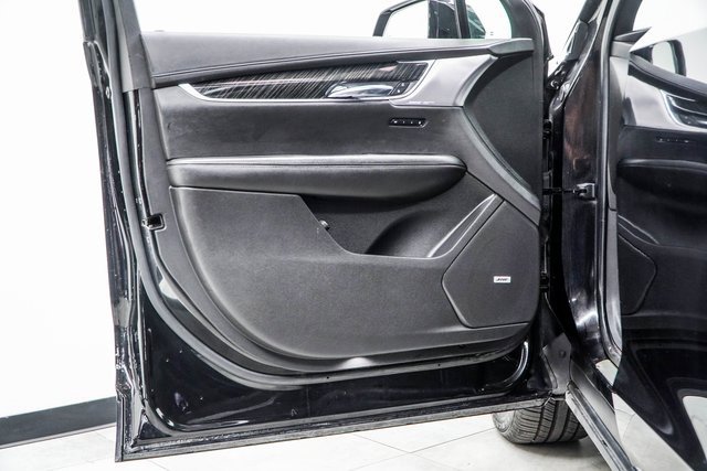 Used 2020 Cadillac XT6 Premium Luxury image 45