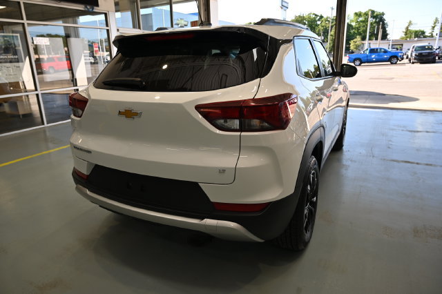 Used 2023 Chevrolet TrailBlazer LT FWD image 5