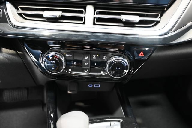 New 2026 Chevrolet Trax RS w/ Driver Confidence Package FWD image 17