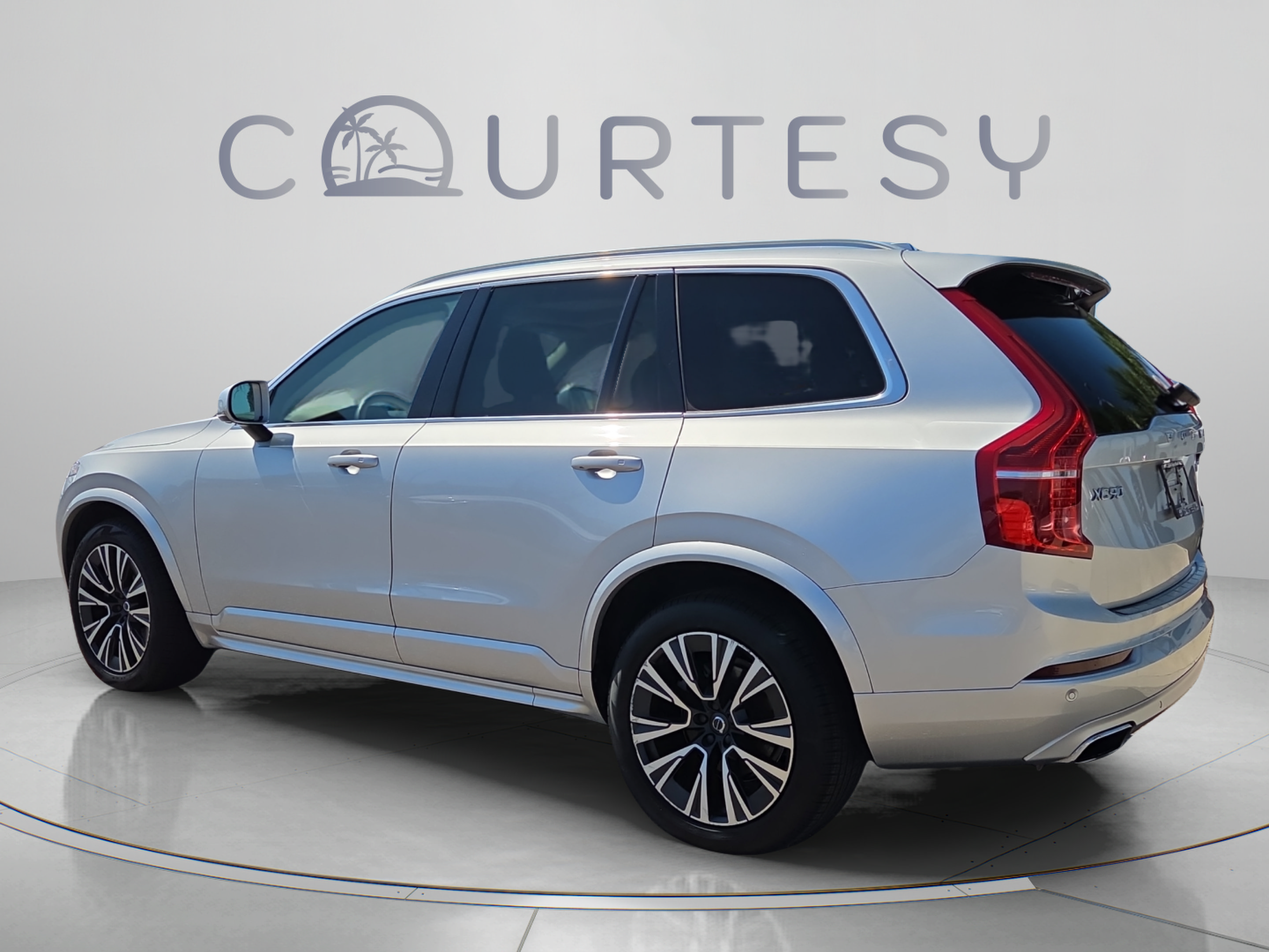 Used 2021 Volvo XC90 T6 Momentum w/ Advanced Package AWD/4WD image 3
