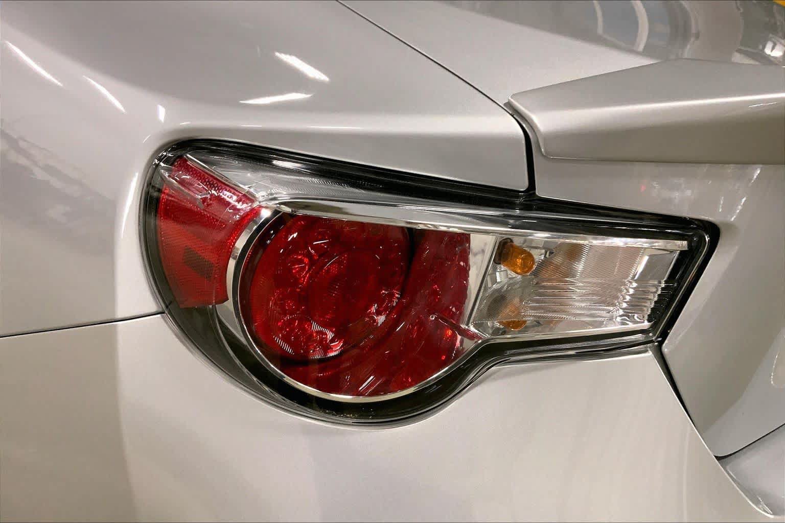 Used 2013 Scion FR-S RWD image 24