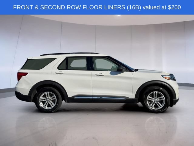Used 2022 Ford Explorer XLT RWD image 3