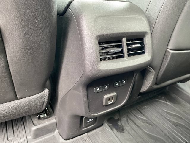 Certified 2024 GMC Terrain Denali w/ Black Diamond Edition AWD/4WD image 23