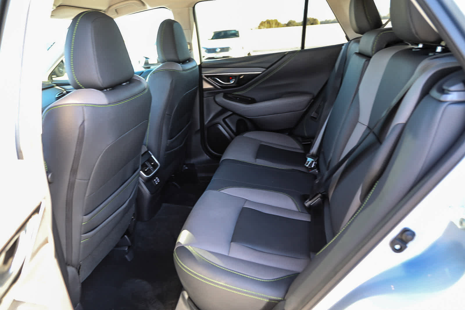 Used 2023 Subaru Outback Onyx Edition image 18