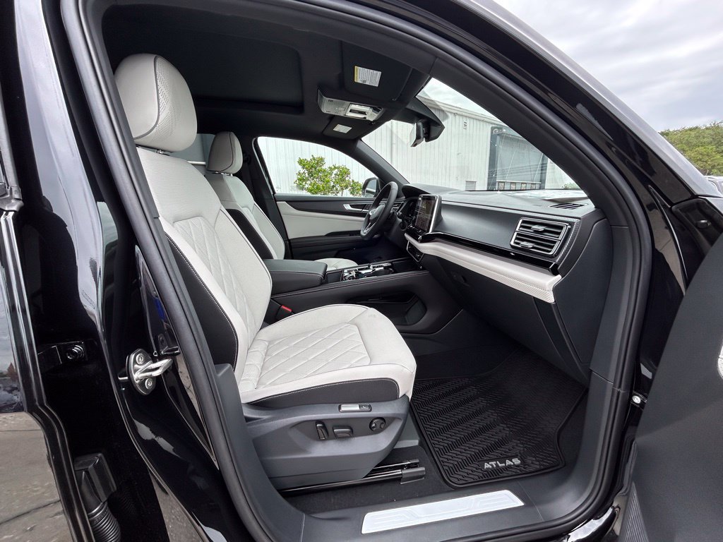 New 2026 Volkswagen Atlas Cross Sport SEL Premium R-Line AWD/4WD image 54