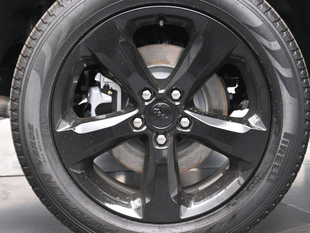 New 2025 Jeep Grand Cherokee L Limited w/ Luxury Tech Group II image 34