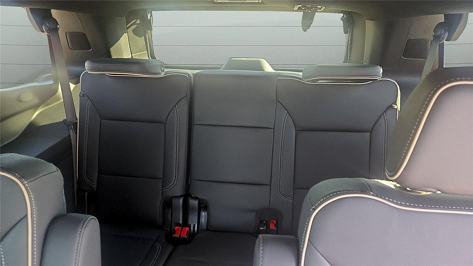 New 2026 GMC Yukon Elevation w/ LPO, Floor Liner Package AWD/4WD image 30