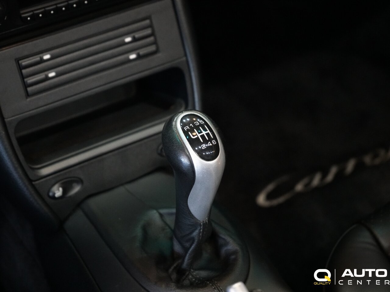 Used 2004 Porsche 911 Carrera RWD image 26