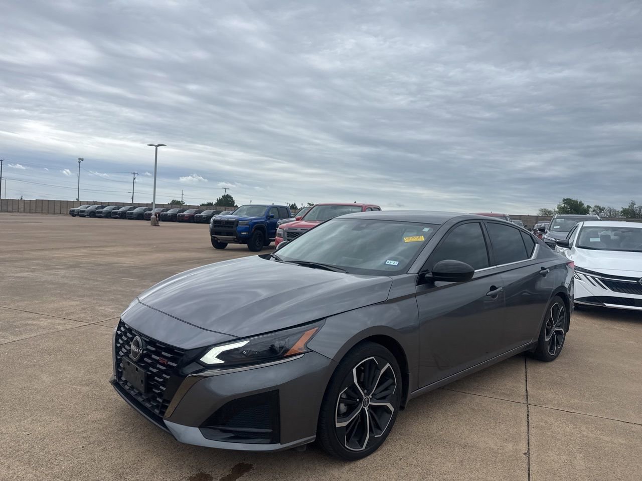 Certified 2024 Nissan Altima 2.5 SR FWD image 7
