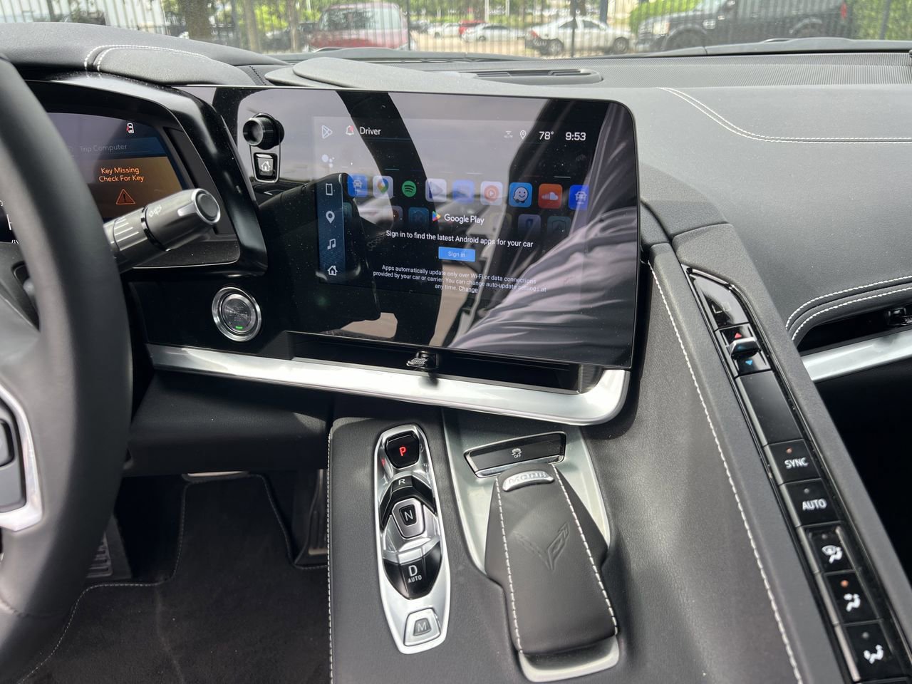 Used 2025 Chevrolet Corvette Z06 RWD image 11