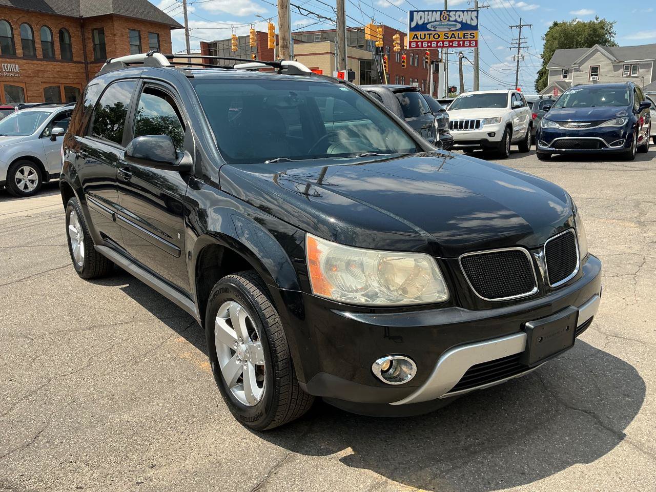 Used 2008 Pontiac Torrent AWD image 2