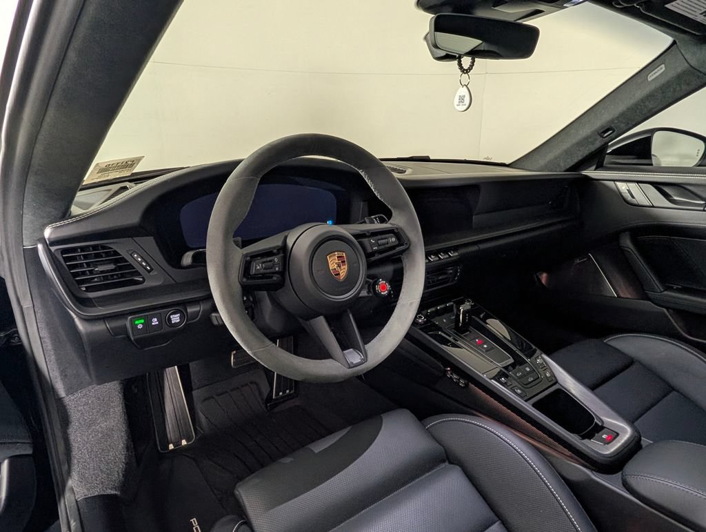 Certified 2026 Porsche 911 Carrera GTS RWD image 4