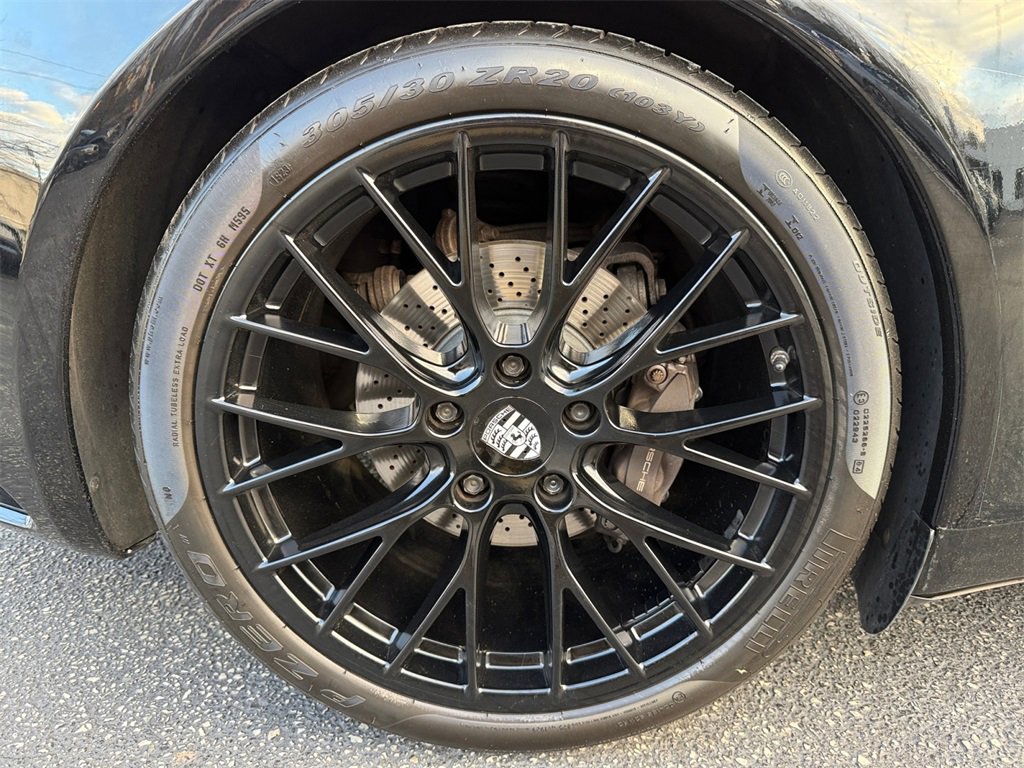 Used 2017 Porsche 911 Carrera image 17