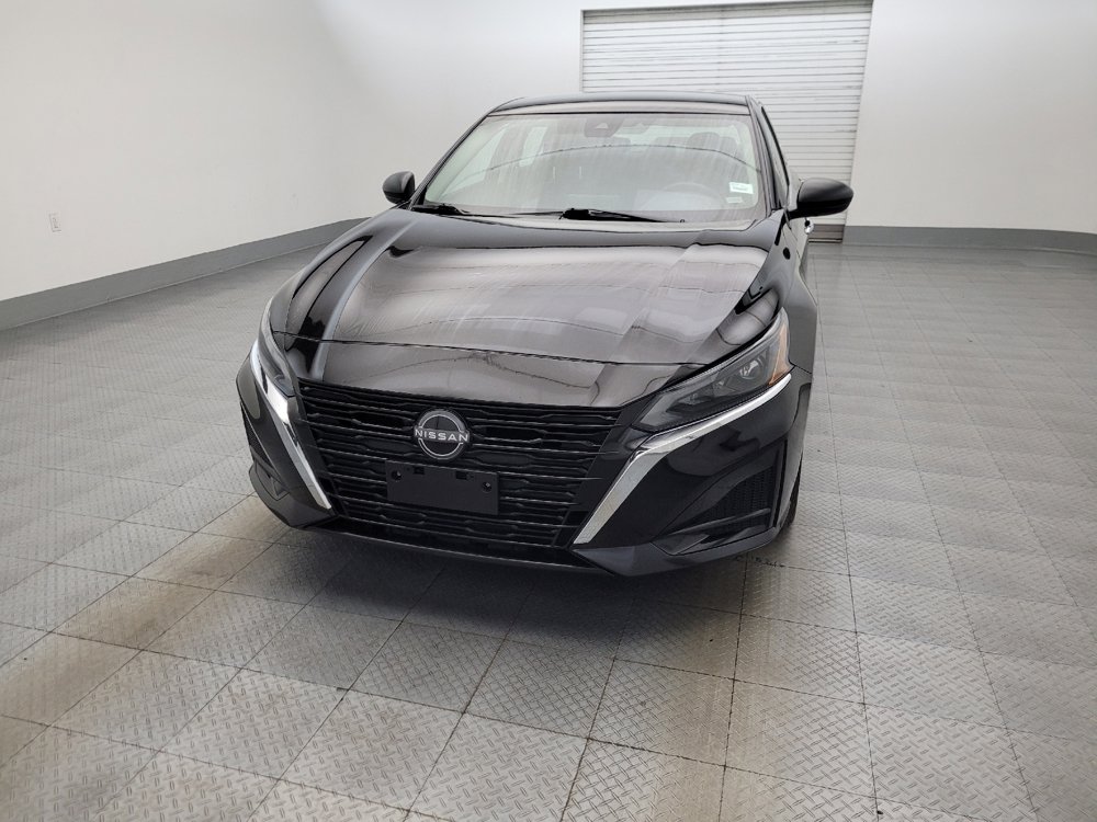 Used 2025 Nissan Altima 2.5 SV AWD/4WD image 15
