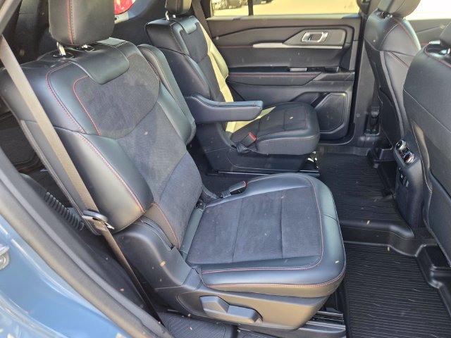 Certified 2025 Ford Explorer ST AWD/4WD image 13