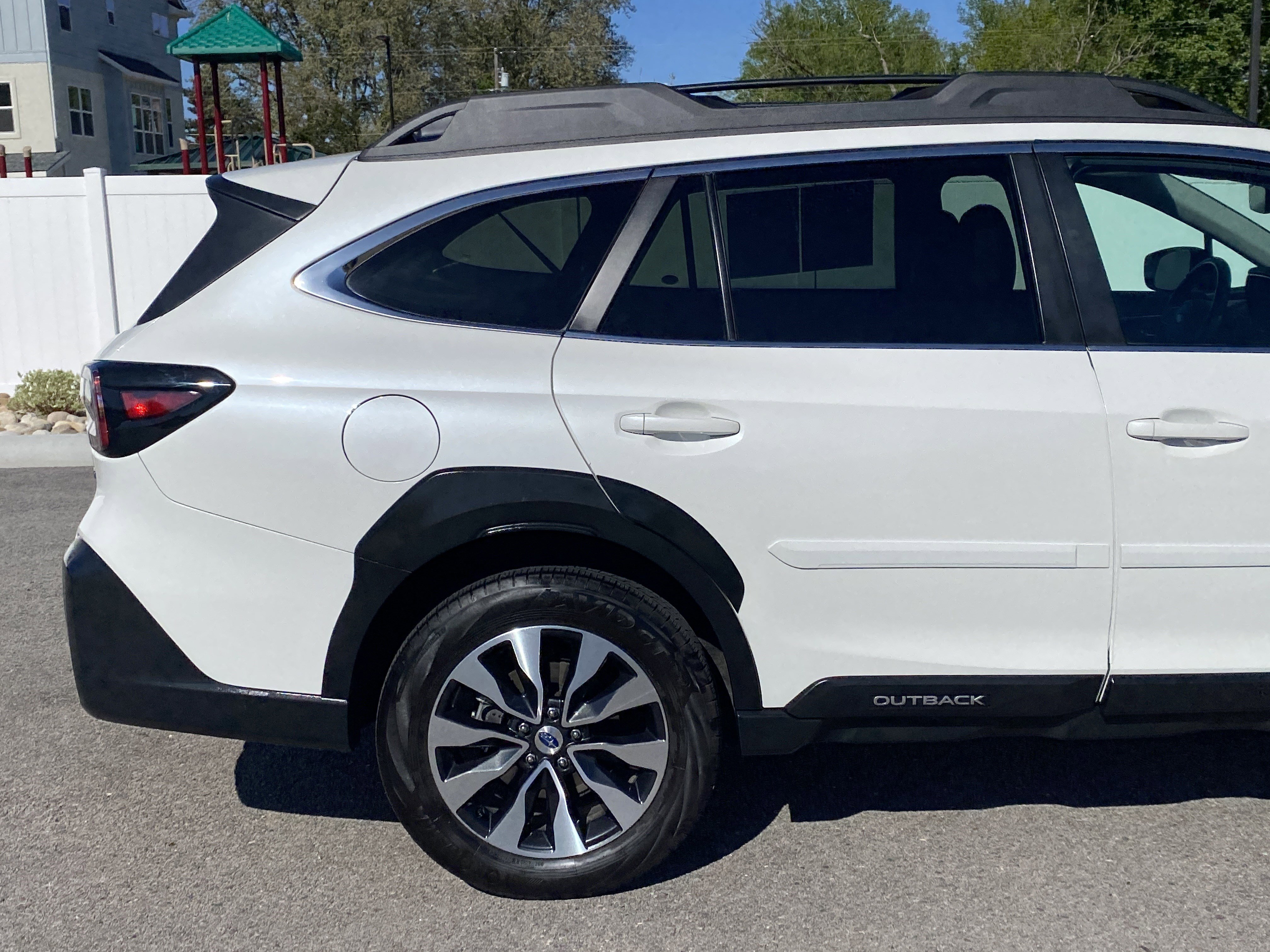 Certified 2023 Subaru Outback Limited XT AWD/4WD image 6