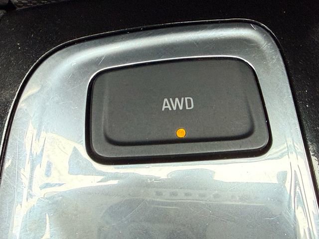 Used 2023 Chevrolet Equinox Premier image 24