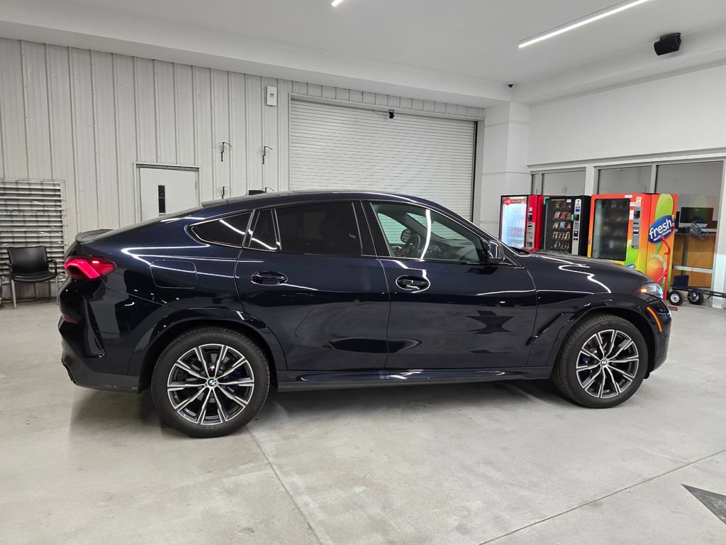Used 2026 BMW X6 xDrive40i AWD/4WD image 7