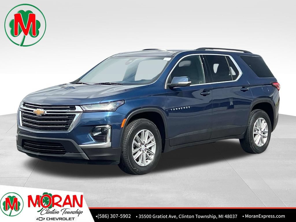 Certified 2023 Chevrolet Traverse LT FWD image 1