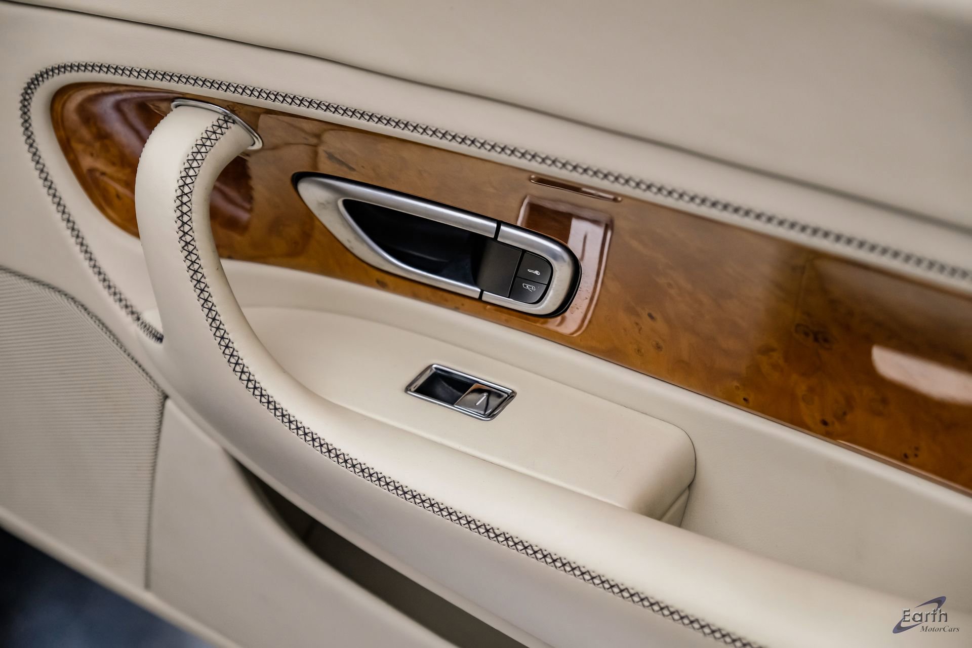 Used 2011 Bentley Continental GTC image 96