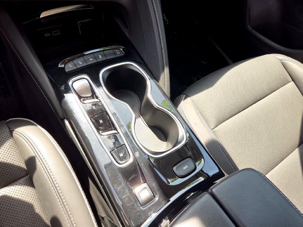 Used 2023 Buick Envision Essence AWD/4WD image 26