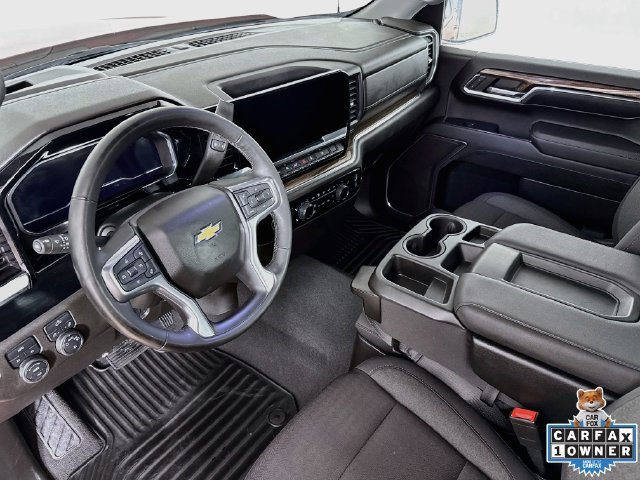 Used 2024 Chevrolet Silverado 1500 LT AWD/4WD image 14