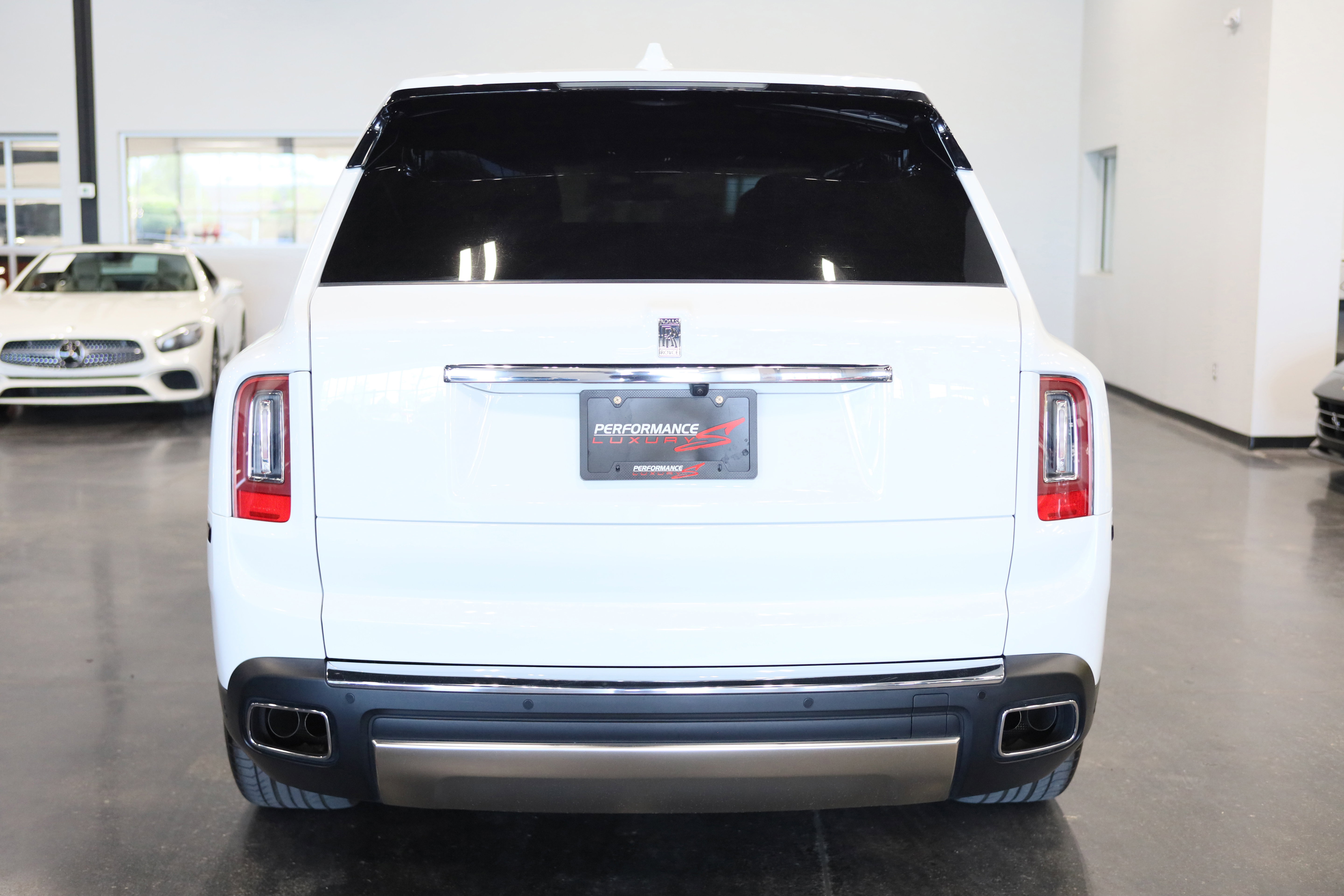 Used 2023 Rolls-Royce Cullinan AWD/4WD image 5