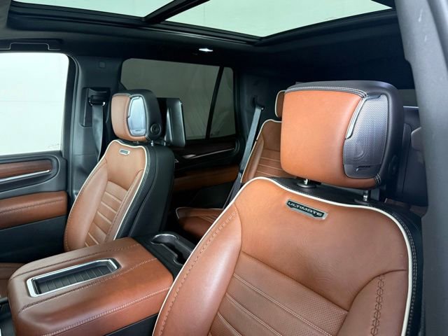 Used 2023 GMC Yukon Denali Ultimate AWD/4WD image 17