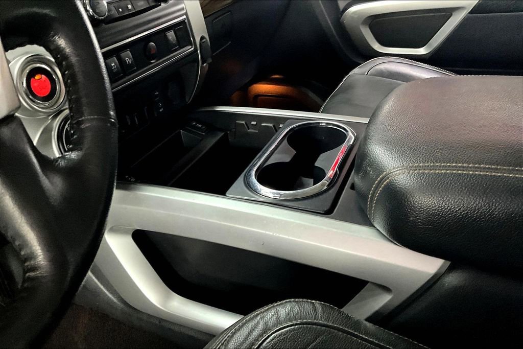 Used 2016 Nissan Titan PRO-4X AWD/4WD image 15