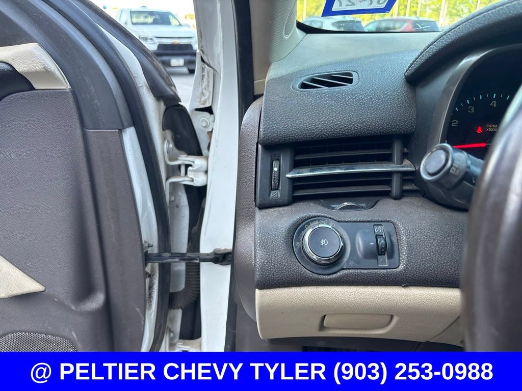 Used 2013 Chevrolet Malibu LT FWD image 11