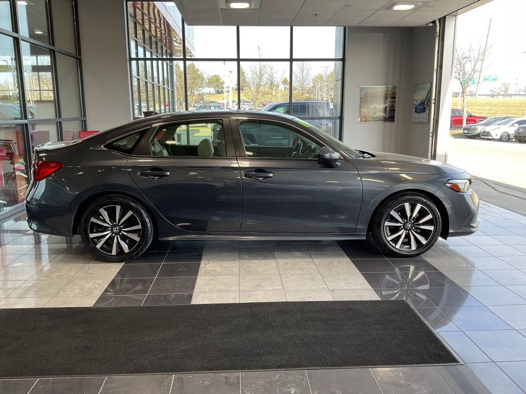 Used 2022 Honda Civic EX image 6