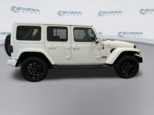 Used 2021 Jeep Wrangler Unlimited Sahara image 6