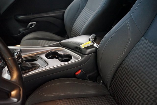 Used 2019 Dodge Challenger SXT image 26