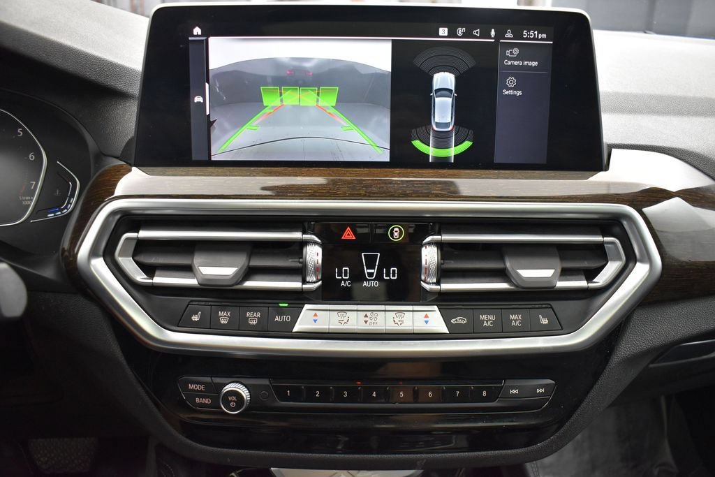 Used 2022 BMW X4 xDrive30i AWD/4WD image 13