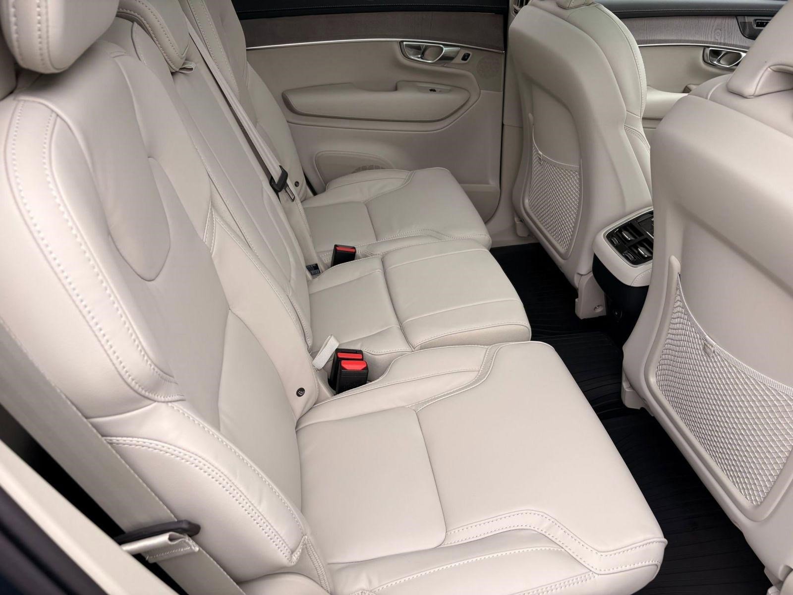 New 2026 Volvo XC90 B6 Ultra w/ Protection Package image 29