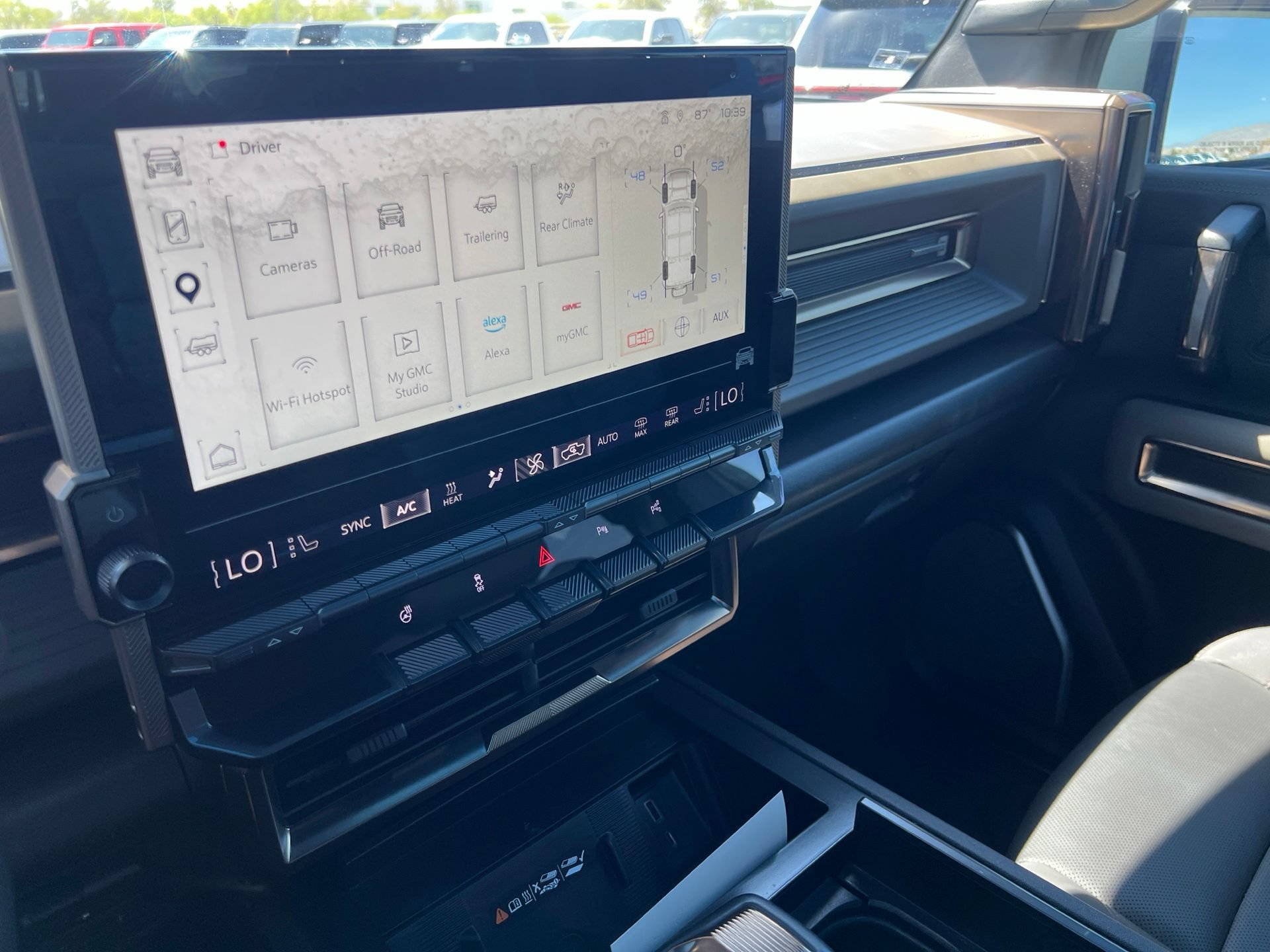Used 2024 GMC Hummer EV 3X AWD/4WD image 35